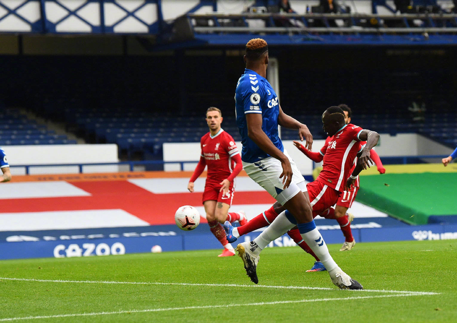 薩爾托在與 薩爾托在與