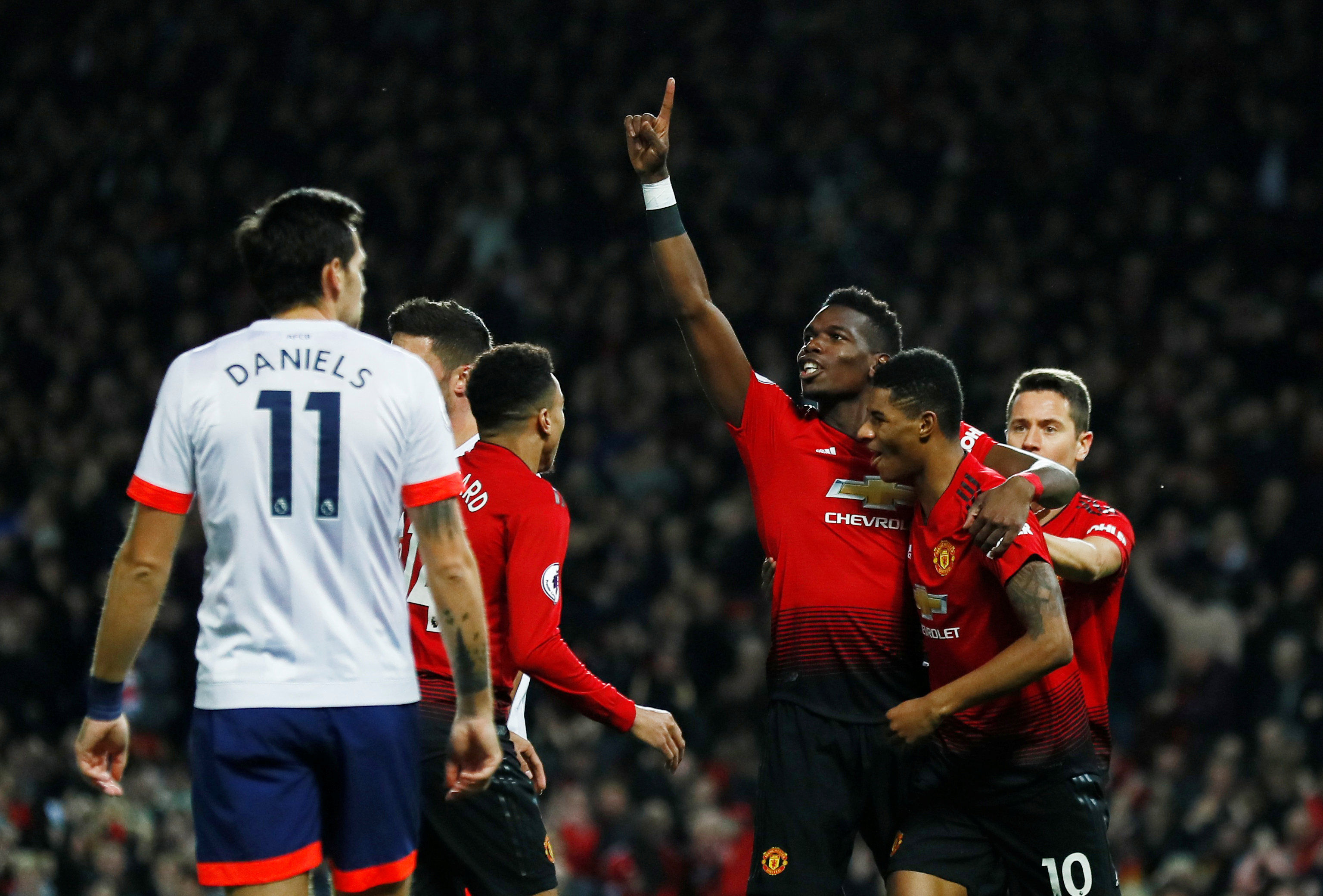 与其过分依 与其过分依